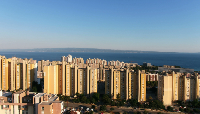 povezana slika
