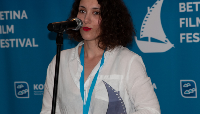 povezana slika