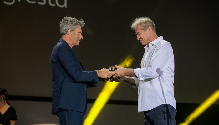 Zatvoren 68. Pulski filmski festival: Velika zlatna arena <em>Plavom cvijetu</em> Zrinka Ogreste, <em>Murini</em> Antonete A. Kusijanović nagrada publike povezana slika