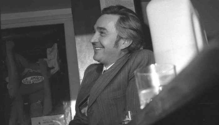 povezana slika