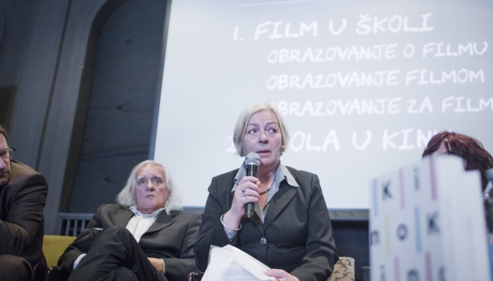 povezana slika