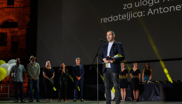 Zatvoren 68. Pulski filmski festival: Velika zlatna arena <em>Plavom cvijetu</em> Zrinka Ogreste, <em>Murini</em> Antonete A. Kusijanović nagrada publike povezana slika