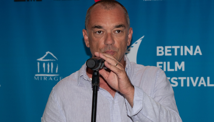 povezana slika