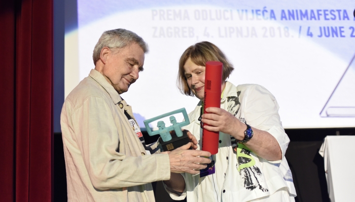 povezana slika