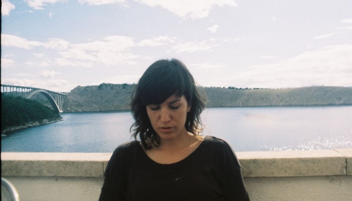 povezana slika