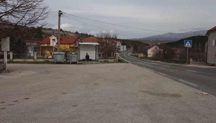 povezana slika