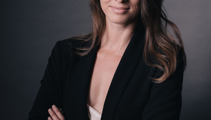 povezana slika