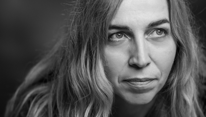 povezana slika