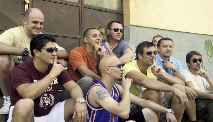 povezana slika